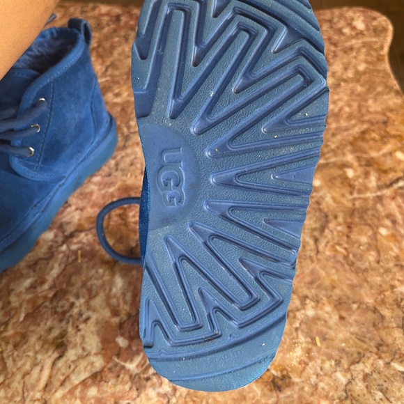 Ugg boots - Picture 4 of 5